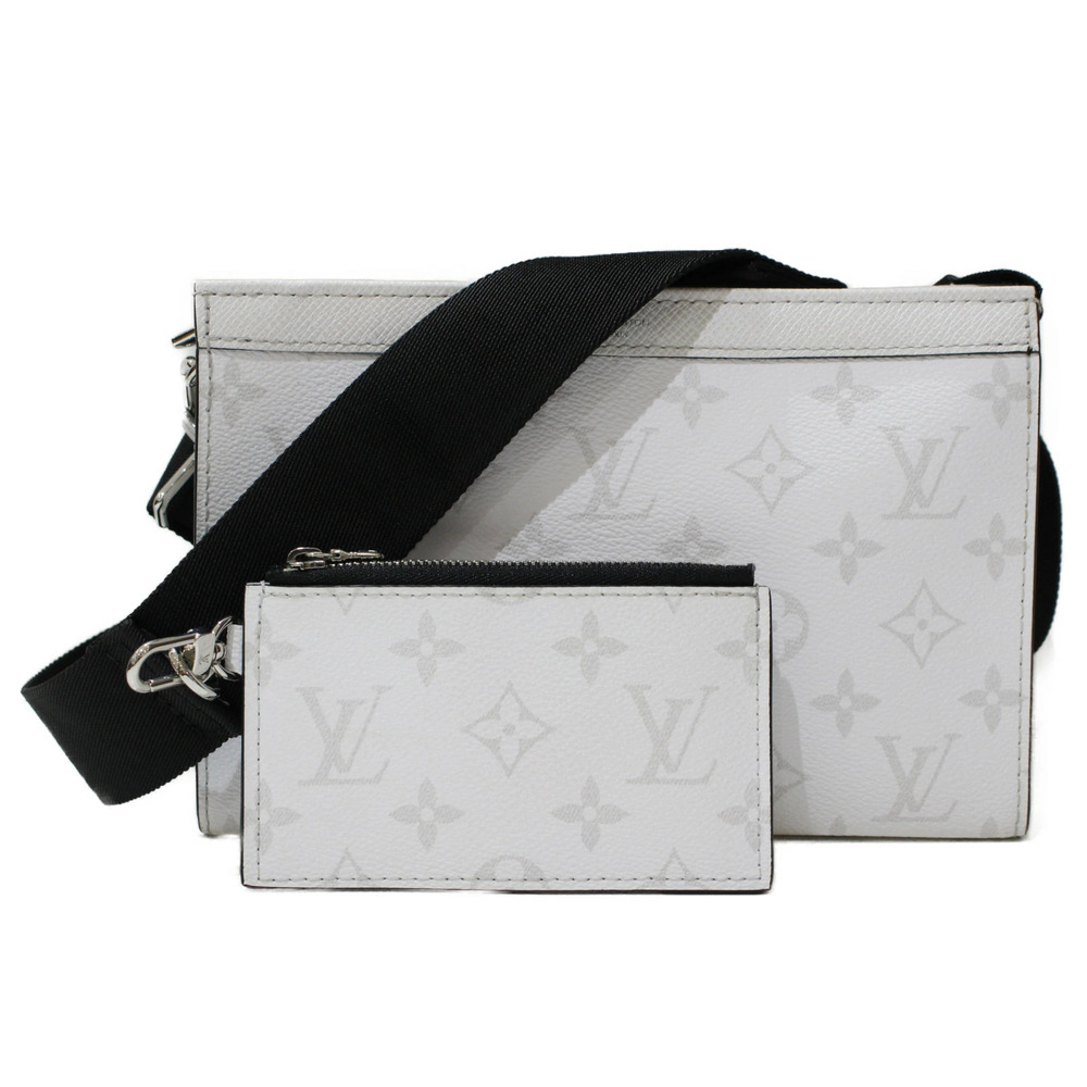 LOUIS VUITTON Gaston Wearable Wallet Shoulder Bag Taigarama Monogram White